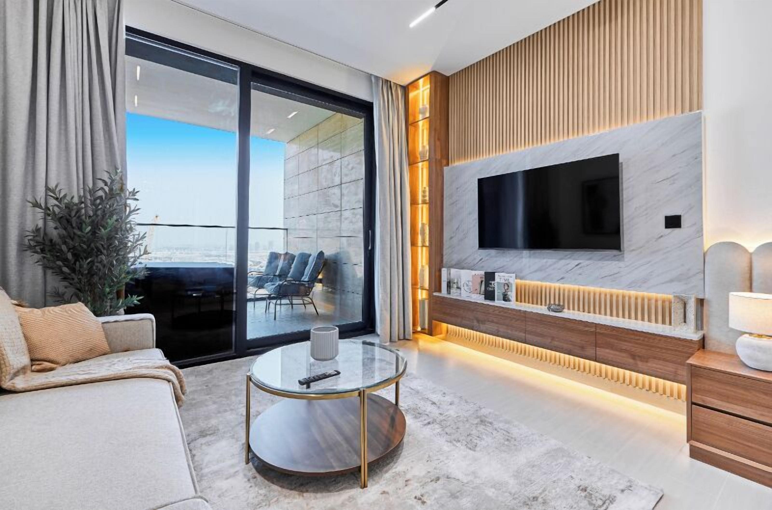 Premium Studio, Canal View | Premium bedding, blackout curtains, iron/ironing board, free WiFi