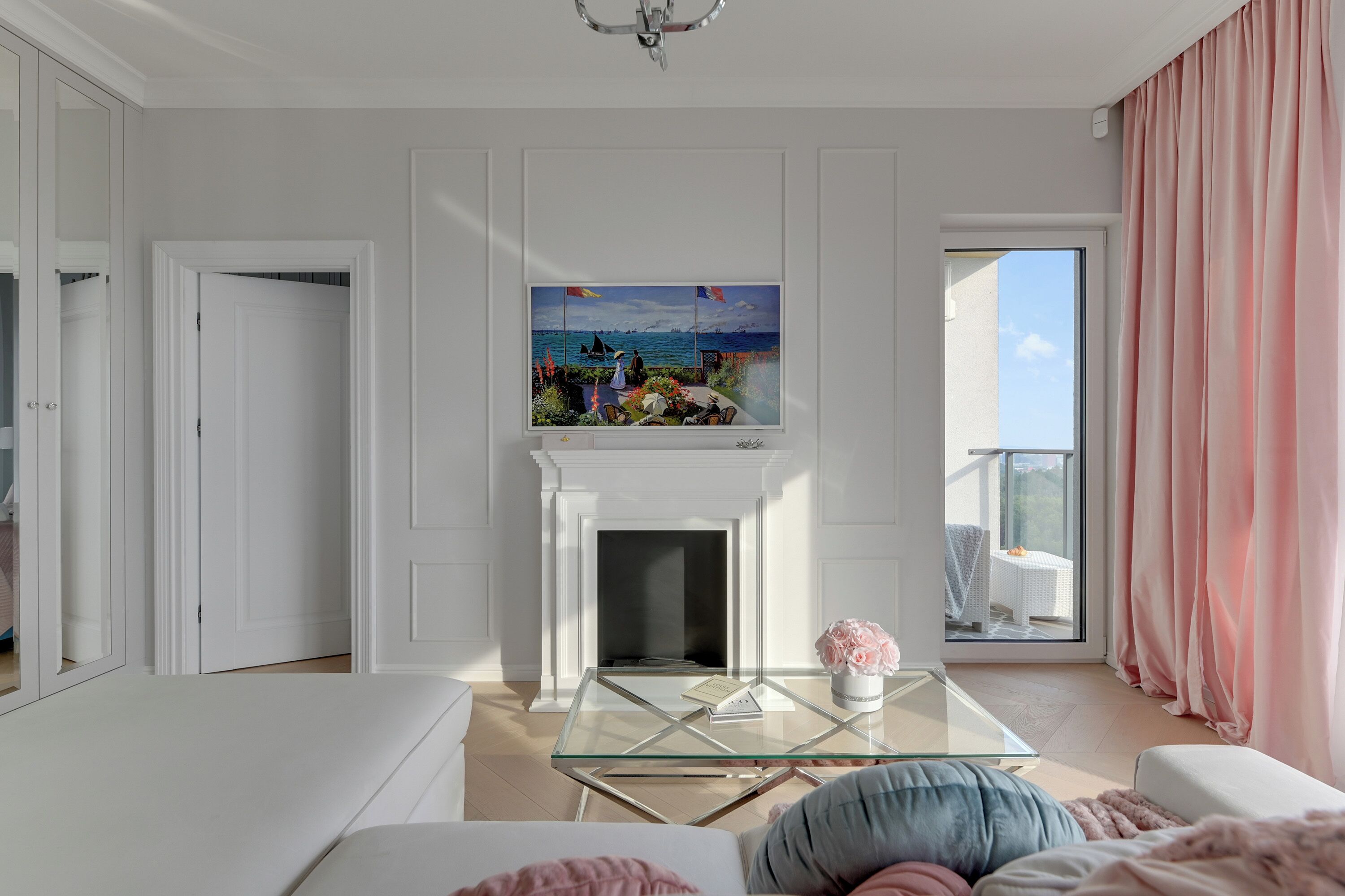 Deluxe Apartment, Hill View | Living area | 35-inch flat-screen TV with satellite channels