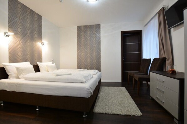 Standard Room, Courtyard View