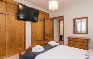 6 chambres, lit parapluie, Wi-Fi gratuit