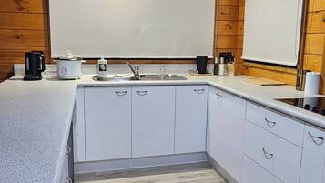 Nhà, 3 phòng ngủ, ban công, quang cảnh vườn | Nội thất