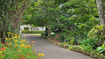 House, 3 Bedrooms, Balcony, Garden View | Garden