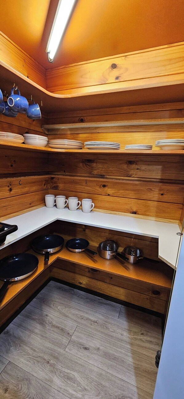 บ้านพัก, 3 ห้องนอน, ระเบียง, วิวสวน | ครัวส่วนตัว
