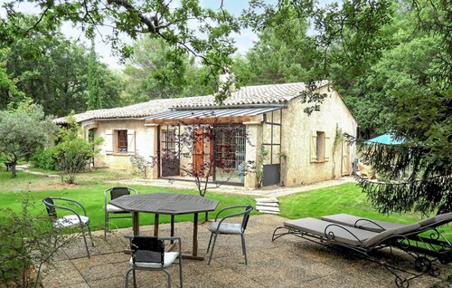 Stunning home in Ampus