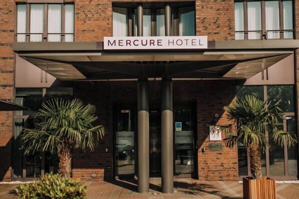 المنشأة من الخارج