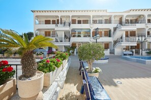 Exterior - Seaside Relax in Naufragos Beach - by Welcomely (Torrevieja)