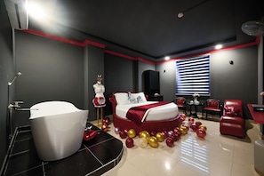 奢华套房 | 免费 WiFi