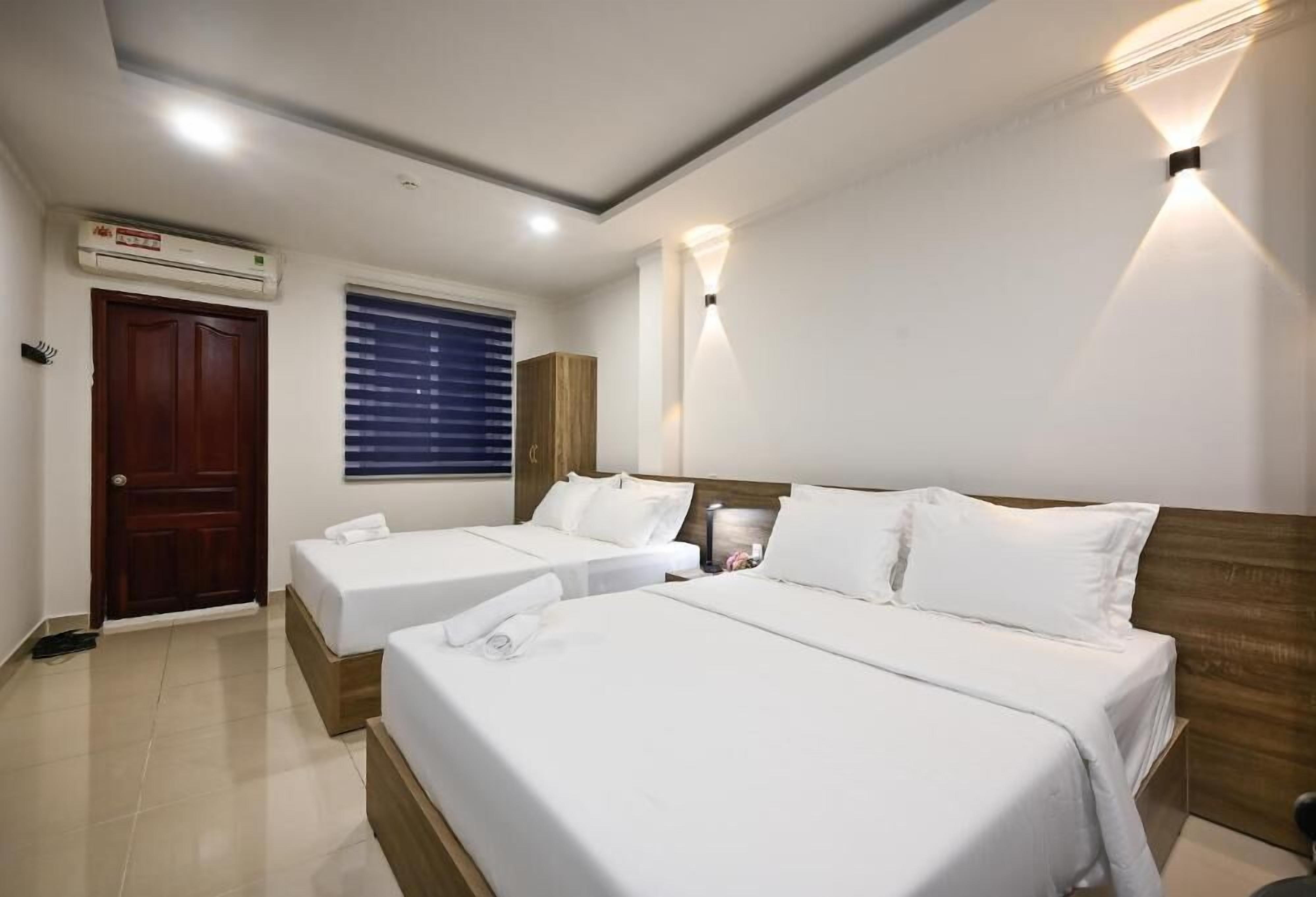 Family Room | Free WiFi