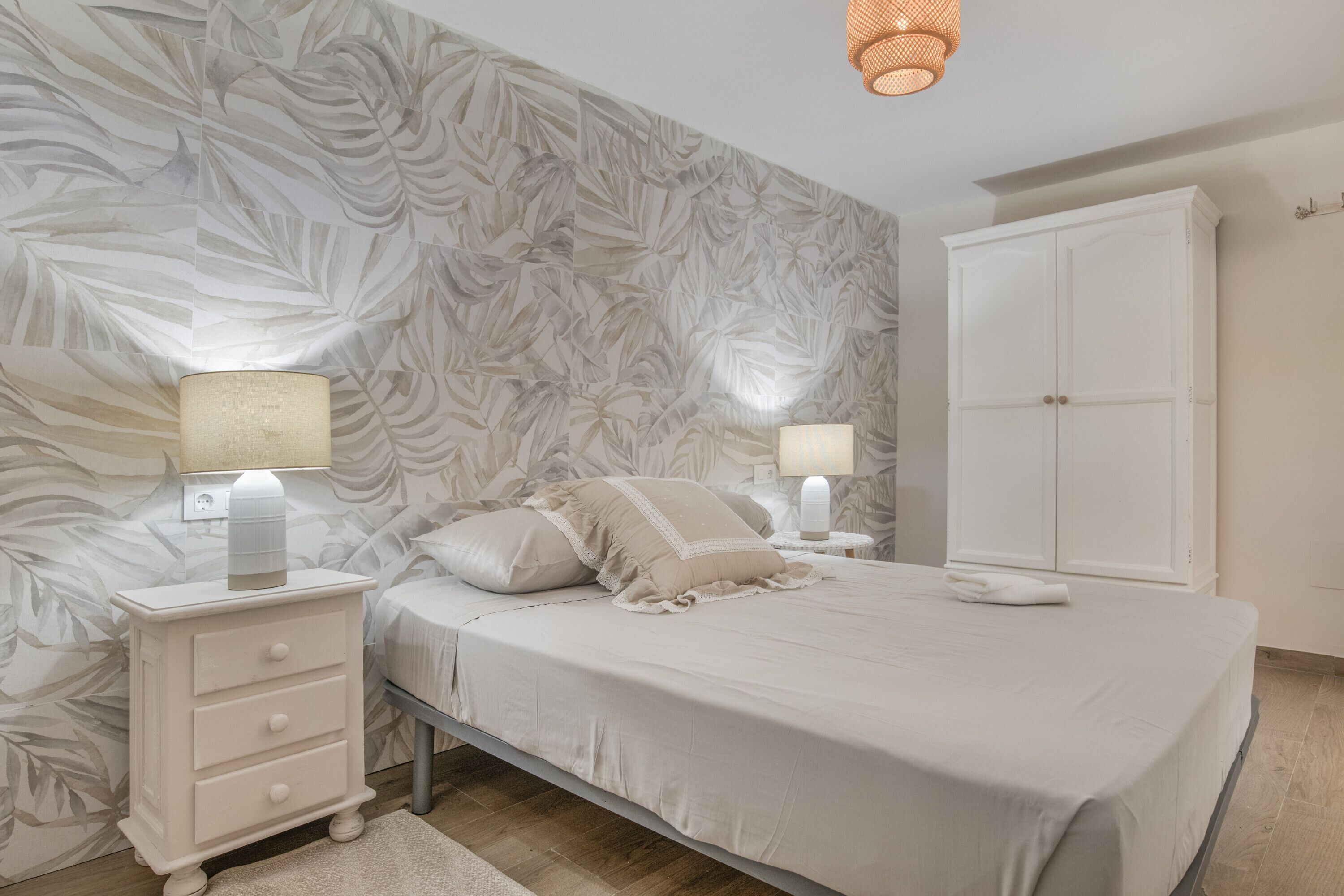 5 Schlafzimmer, WLAN, Bettwäsche