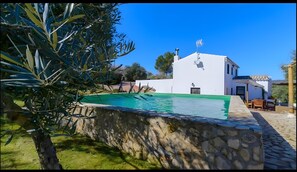 Pool - Country House 'El Puente Ronda' with Lake View, Wi-Fi and Air Conditioning (Ronda)