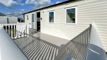 Ferienhaus, 3 Schlafzimmer, Raucher, Terrasse | Unterkunftsgelände