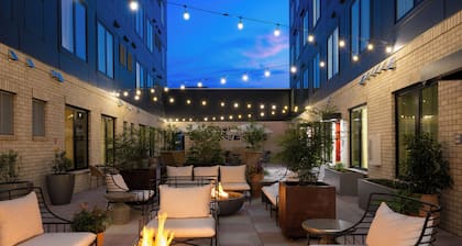 Boutique Premium Suite in 12 South | The Gilmore