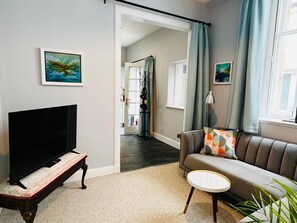 Apartment, 1 Bedroom (Garden Flat) | Living area