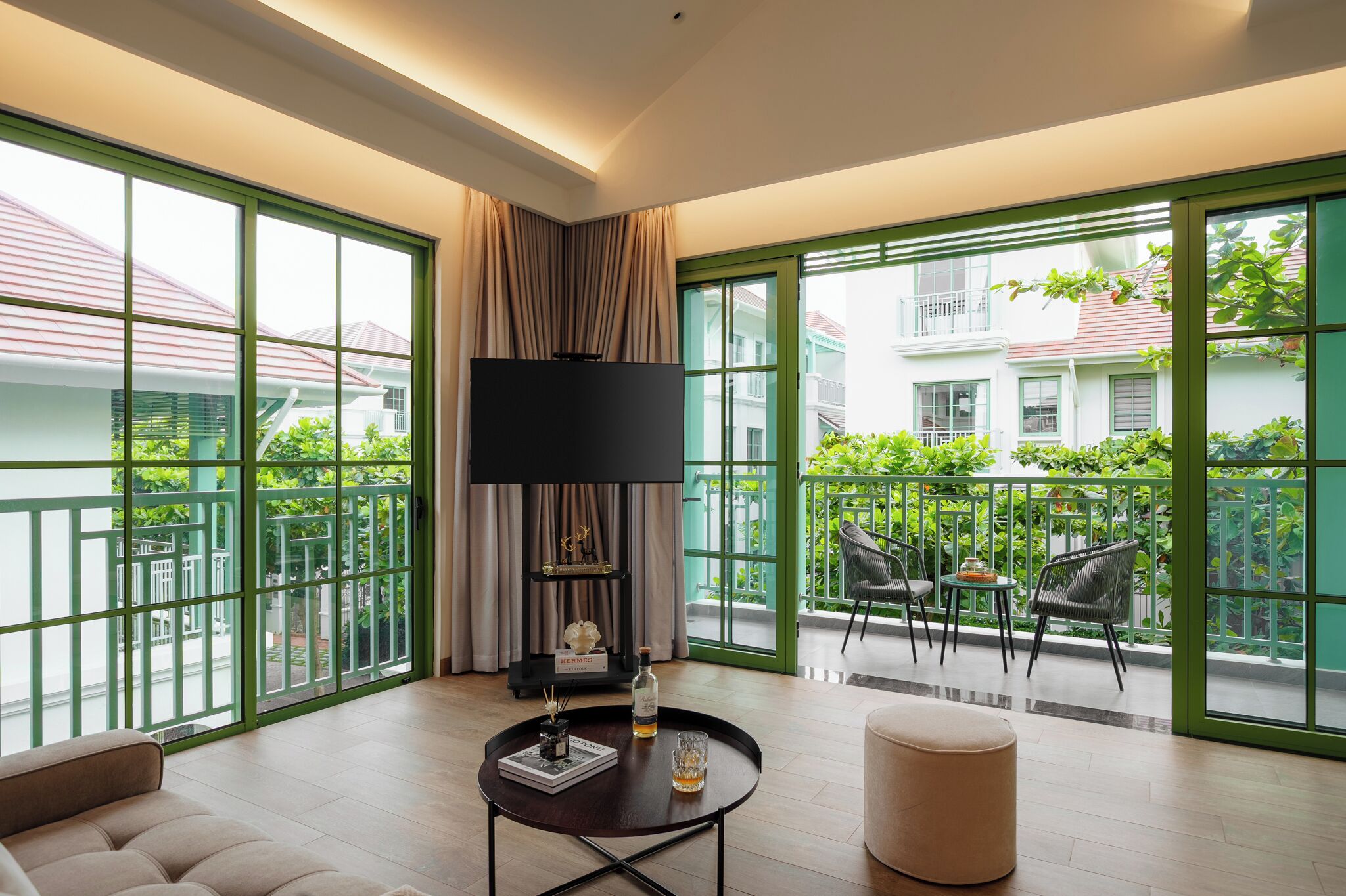 Villa | Desk, soundproofing, free WiFi