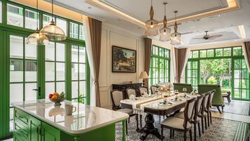 Villa | Cucina privata | Frigorifero, piano cottura, bollitore elettrico