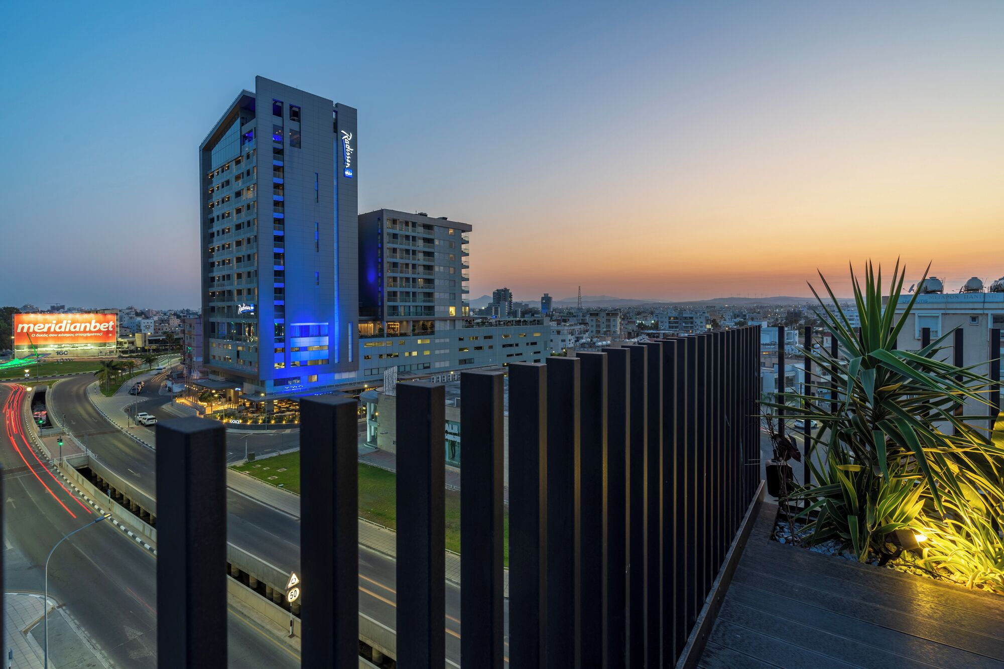 Apartment, 3 Bedrooms, Balcony, Sea View | City view