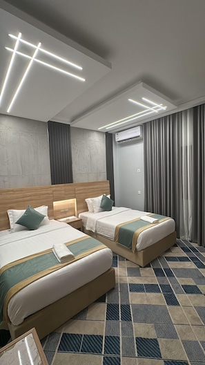 In-room safe, blackout drapes, soundproofing, iron/ironing board - الفؤاد العربي - لو كوير (Abha)