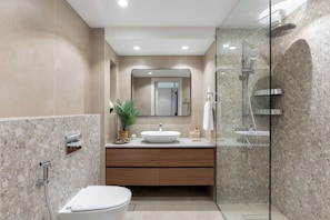 Departamento Deluxe, 2 habitaciones, vista al canal | Baño