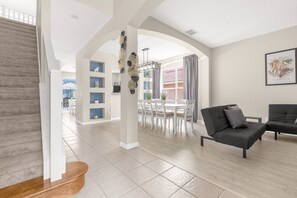 Hus | 6 soverom og internett