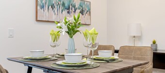 Stylish 1BR Condo w Balcony Skyline Views