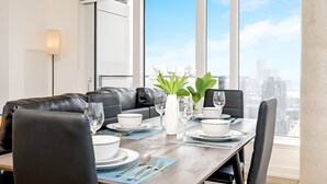 Apartment - Newly Built Modern Condo With Stunning City Views (Kitchener)