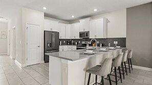 Casa | 9 habitaciones y internet 