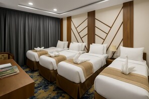 迷你吧、客房內保險箱、書桌、免費無線上網