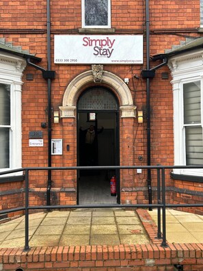 Exterior detail - Superior Suite Room - St Martins (Lincoln)