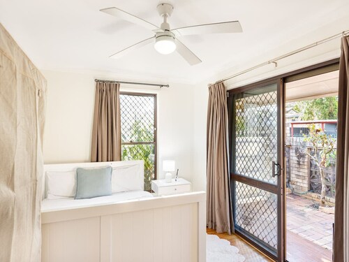 Sunny Stay | 2BR in Prime Location