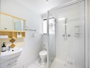 Hair dryer - Sunny Stay | 2BR in Prime Location (Robertson)