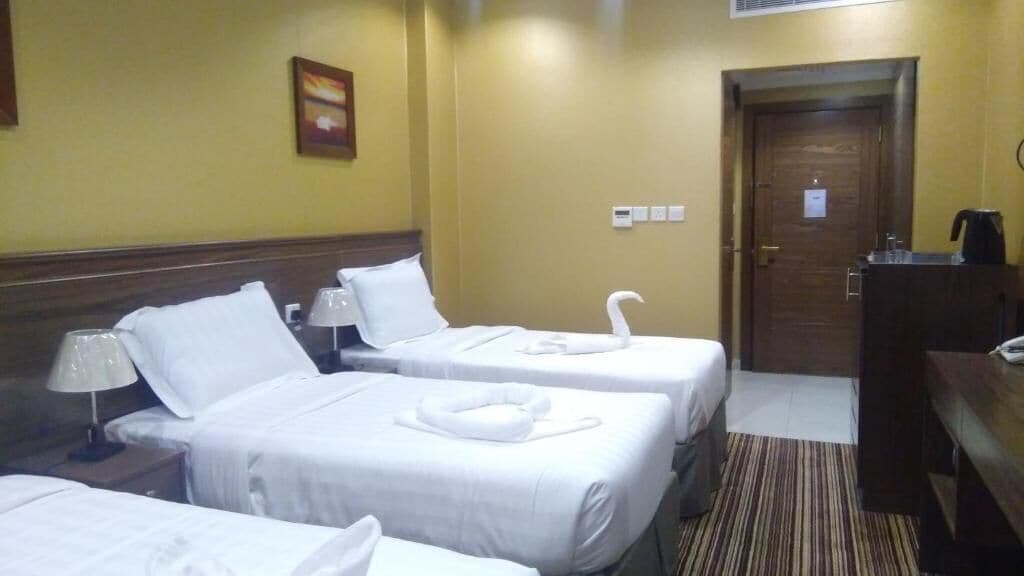 Klassieke kamer, 1 twee- of 2 eenpersoonsbedden, uitzicht op stad | Een kluis op de kamer, gratis wifi