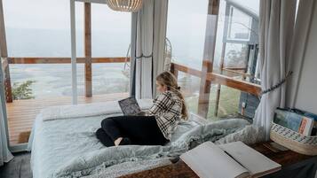 1 bedroom, WiFi, bed sheets