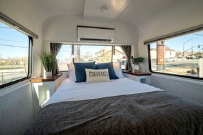 1 chambre, fer et planche à repasser, Wi-Fi, literie fournie