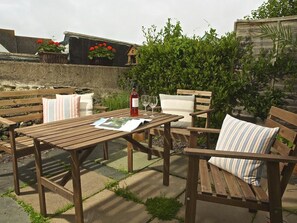 Khu ẩm thực ngoài trời