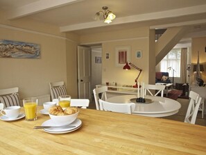 Dining - St Leonards (Salcombe)