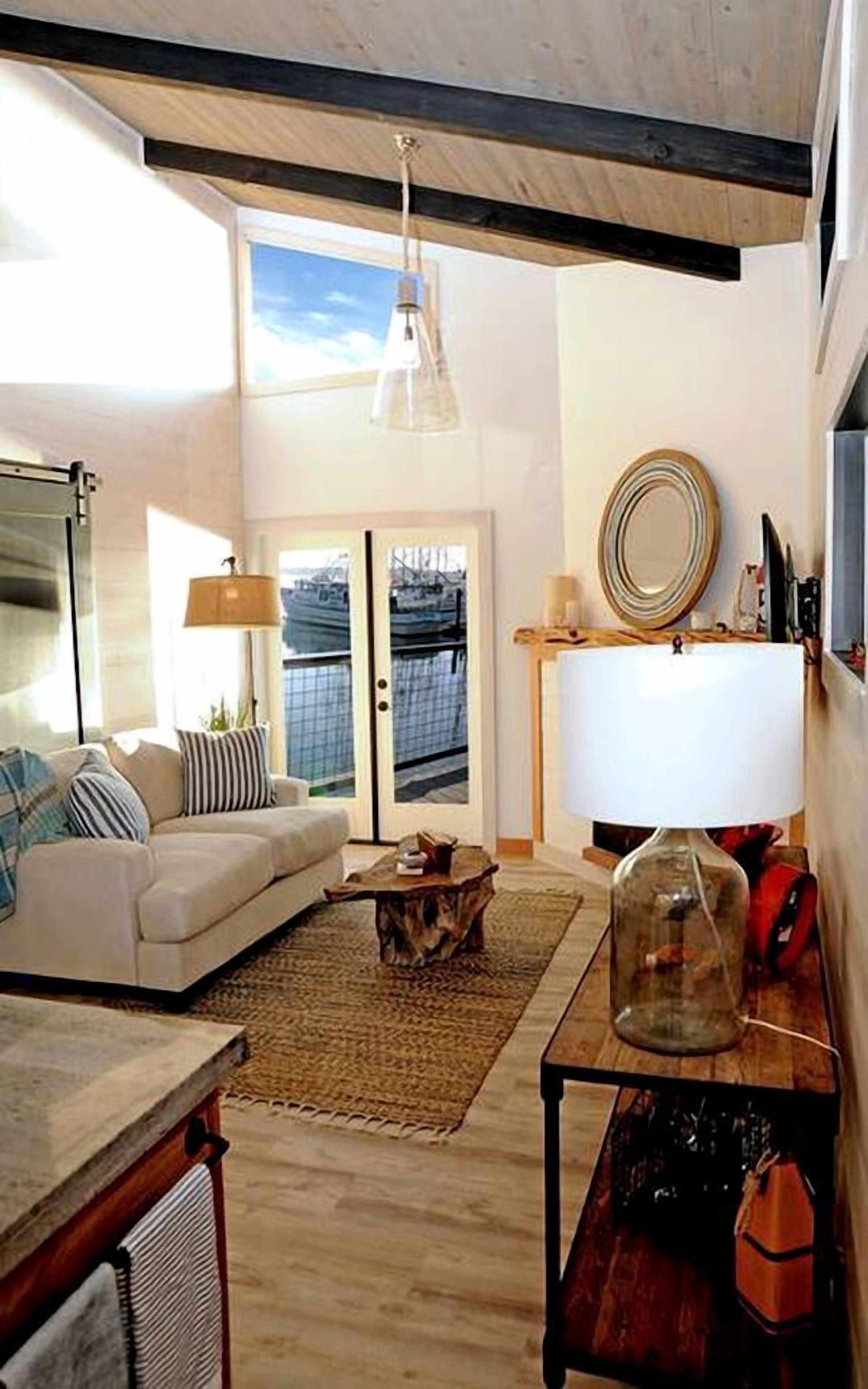 The Boathouse Cottage, Waterfront Morro Bay, Ca - Morro Bay, CA