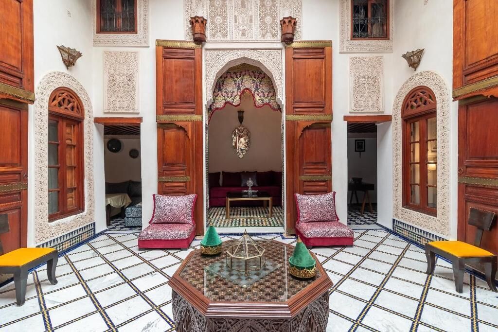 Deluxe House | Individually decorated, individually furnished, desk, free WiFi