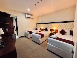 Chambre Triple | Wi-Fi gratuit, draps fournis