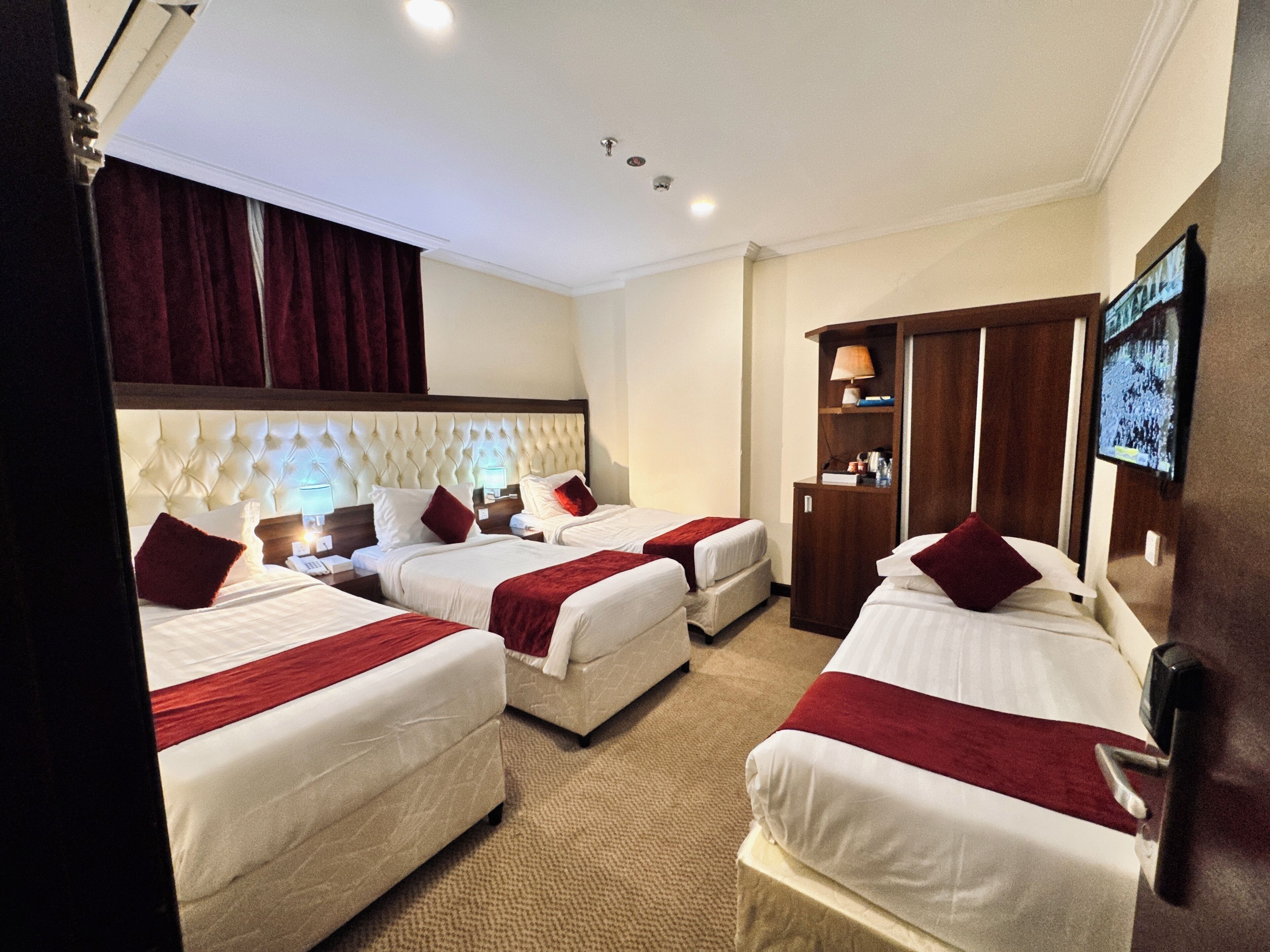 ห้องแฟมิลี่ | โต๊ะทำงาน, Wi-Fi ฟรี