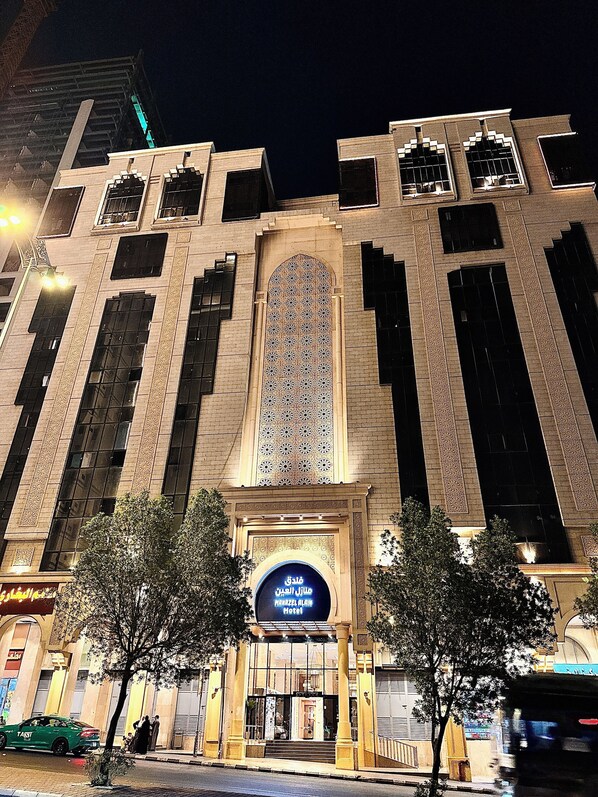 Façade de l’hébergement