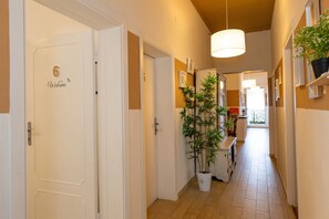 Interior - Room 'Piccolo Paradiso - Camera 5' with Shared Terrace, Shared Garden and Wi-Fi (Castellaccio)