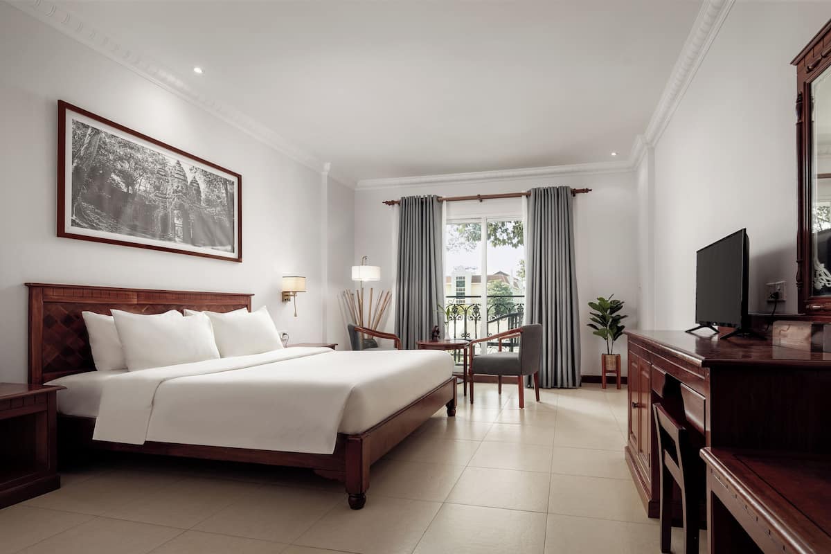 Chambre Double Supérieure, vue ville