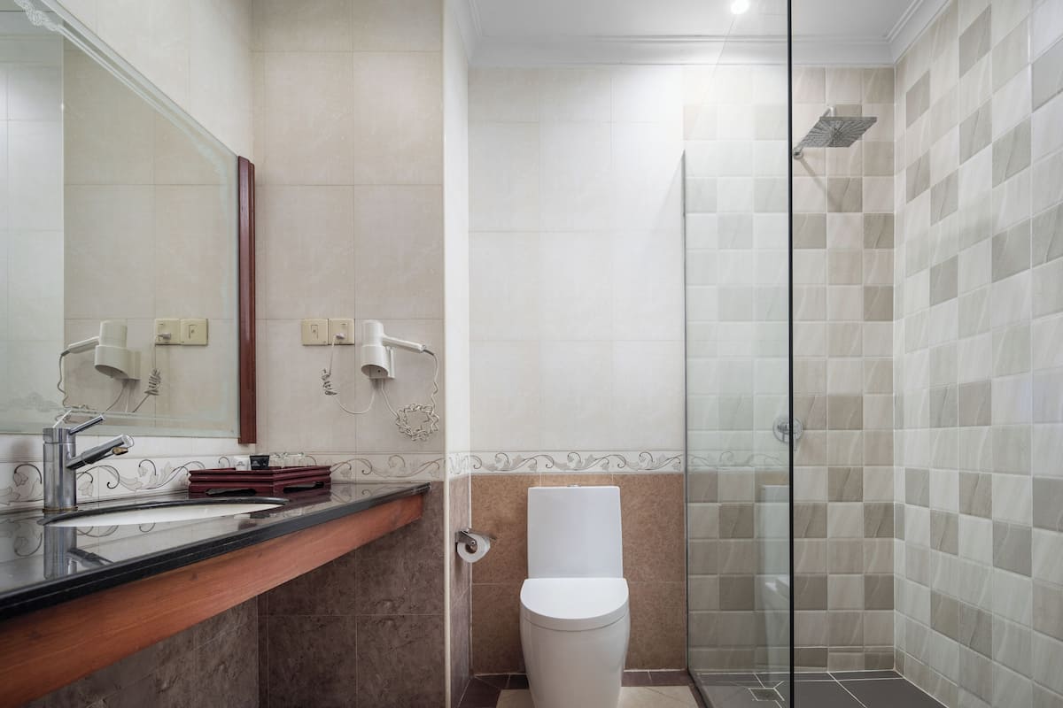 Articles de toilette gratuits, chaussons, savon, shampoing