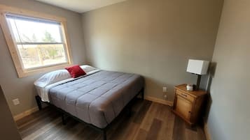 3 bedrooms, WiFi, bed sheets