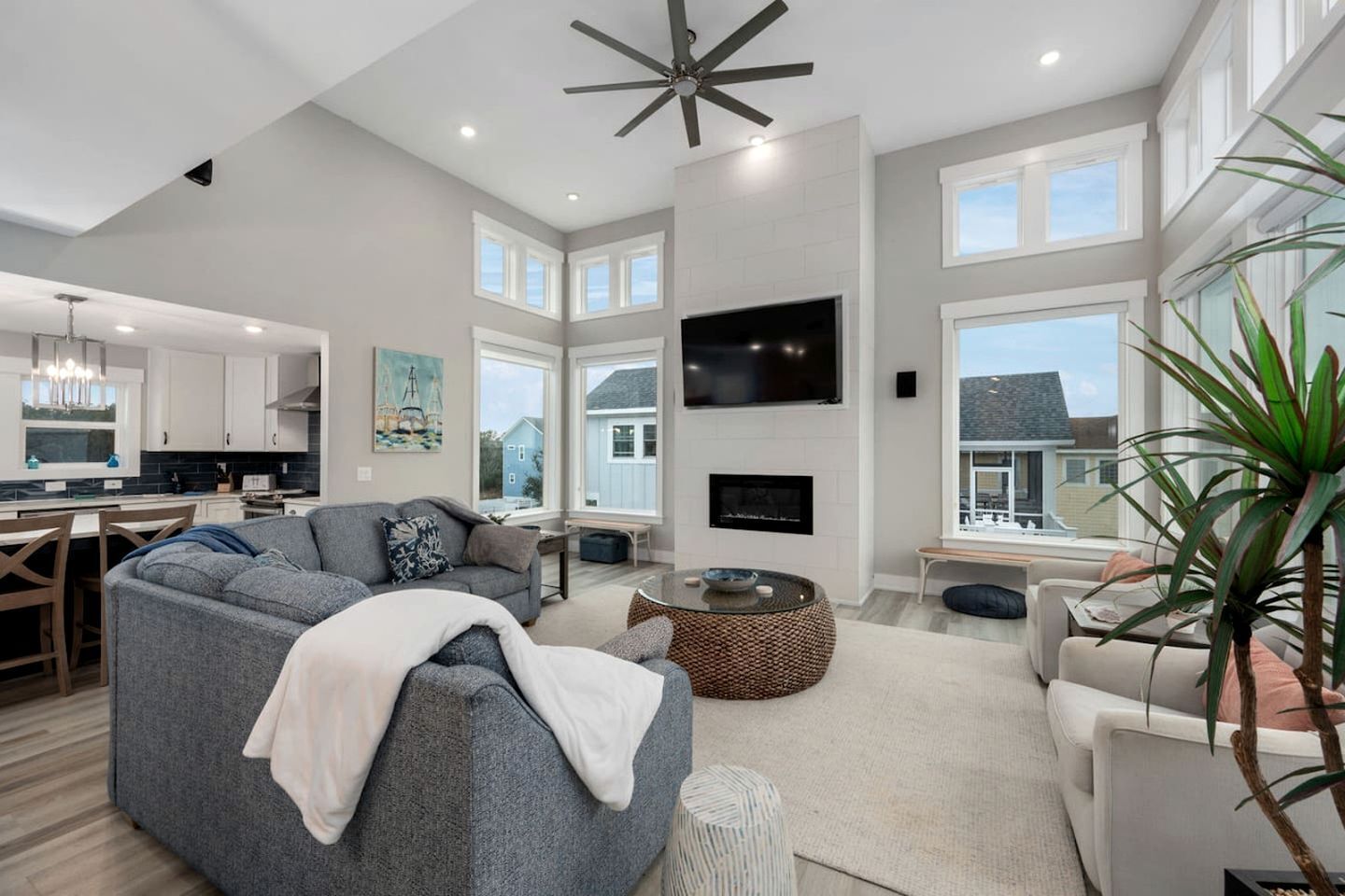 TV, fireplace, stereo