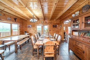 Dining - Spectacular Cabin with Incredible Indoor and Outdoor Spaces in Tennessee (Sevierville)