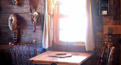 Renovated Cottage with Spa Surrounded by Beautiful Hiking Trails by Tappan Lake in Ohio