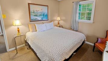 1 bedroom, in-room safe, iron/ironing board, WiFi