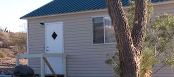 Comfy Vacation Rental with Wi-Fi and Kitchenette in Meadview, Arizona