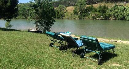 Lovely Studio Rental with Hamilton Creek Views for Vacation in Marble Falls, Texas